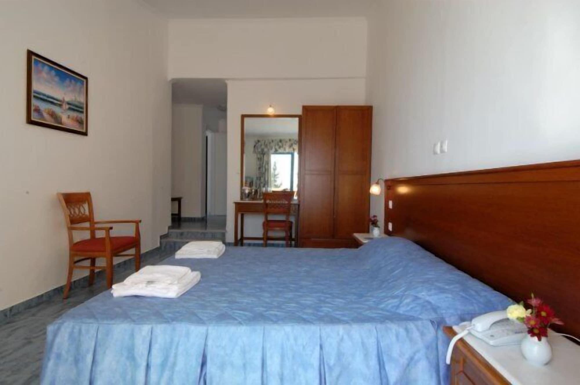 Costa Blu Hotel Benitses  Buitenkant foto