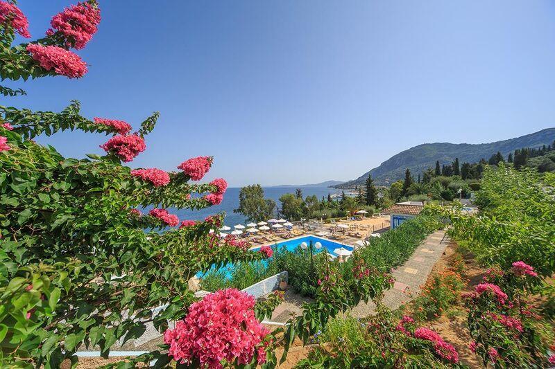 Costa Blu Hotel Benitses  Buitenkant foto